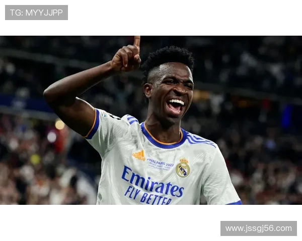 维尼修斯与姆巴佩在足坛技术与速度较量中的表现分析与未来发展趋势