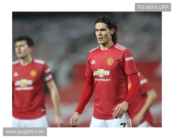 卡瓦尼平时多温柔，球场上一换血都跟打仗似的，真是双面人生啊