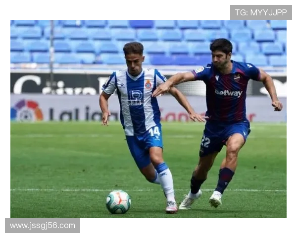 瓦伦西亚长期重建进程陷困局，对球队竞技稳定性形成考验